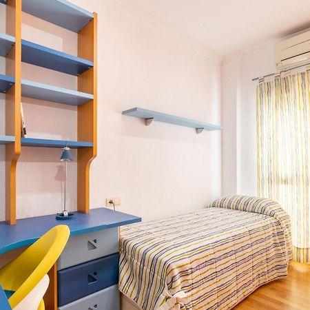 Amplio Apartamento Universidad By Renthas Málaga Extérieur photo