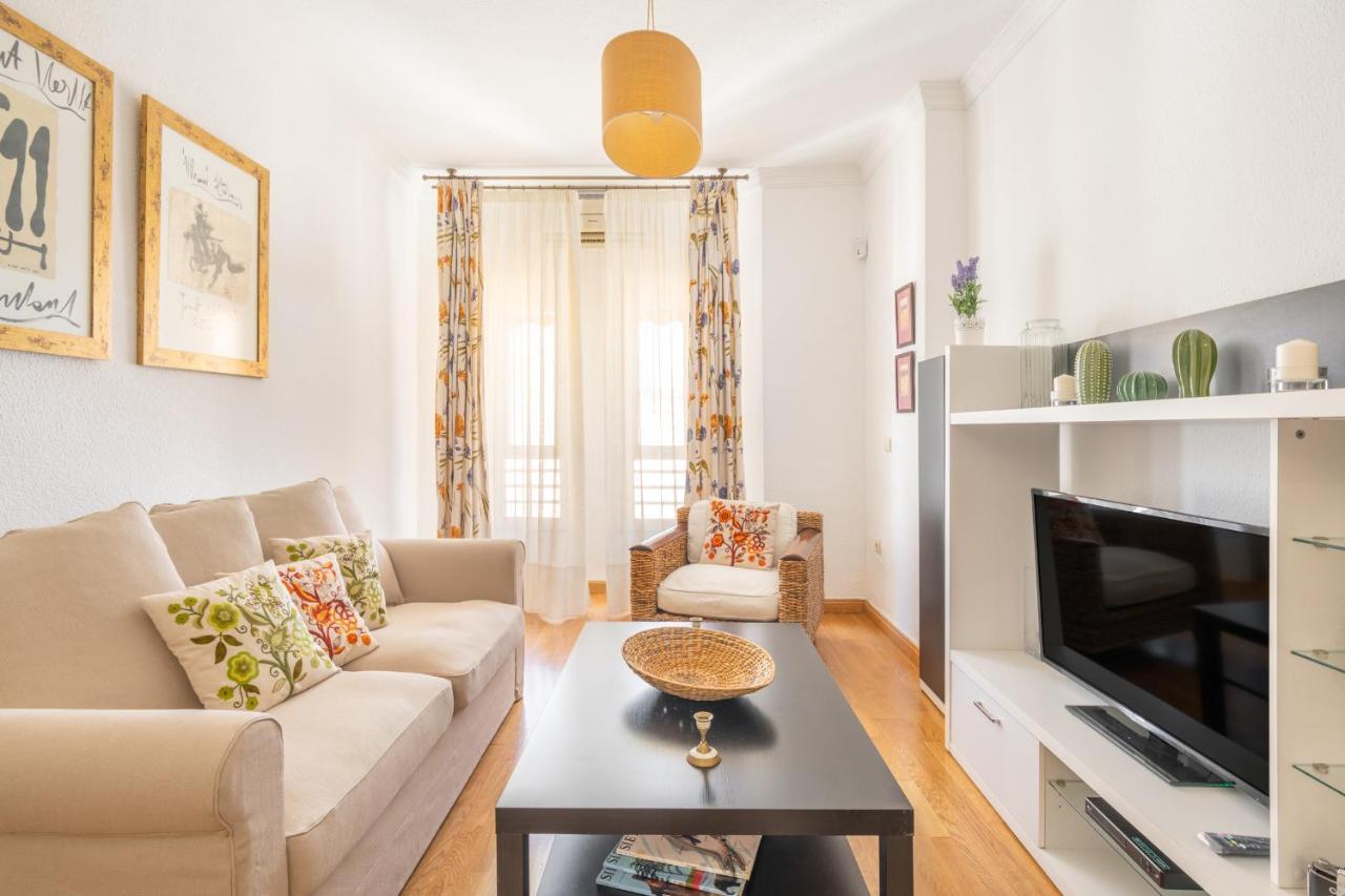Amplio Apartamento Universidad By Renthas Málaga Extérieur photo