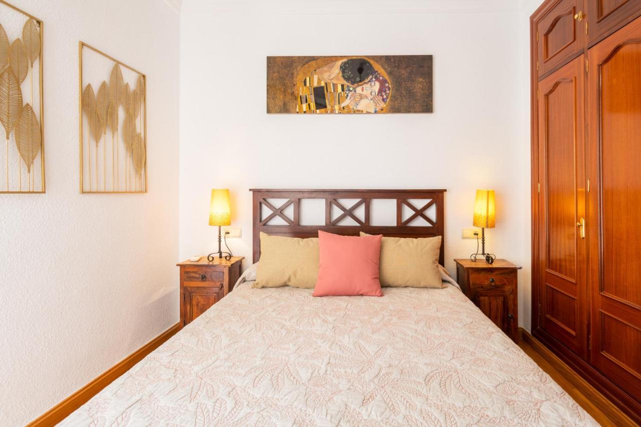 Amplio Apartamento Universidad By Renthas Málaga Extérieur photo